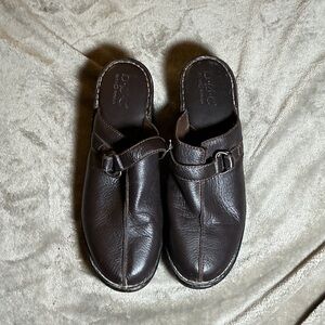 boc women’s Dark Brown Leather Slip-On Clogs with Buckle